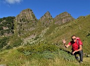 01 Salendo ai  Tre Pizzi (2167 m)